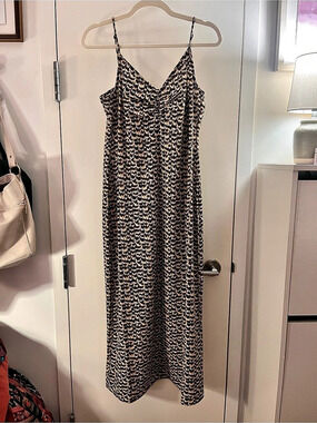 H&M Animal Print Maxi Dress in Cream & Black Like New